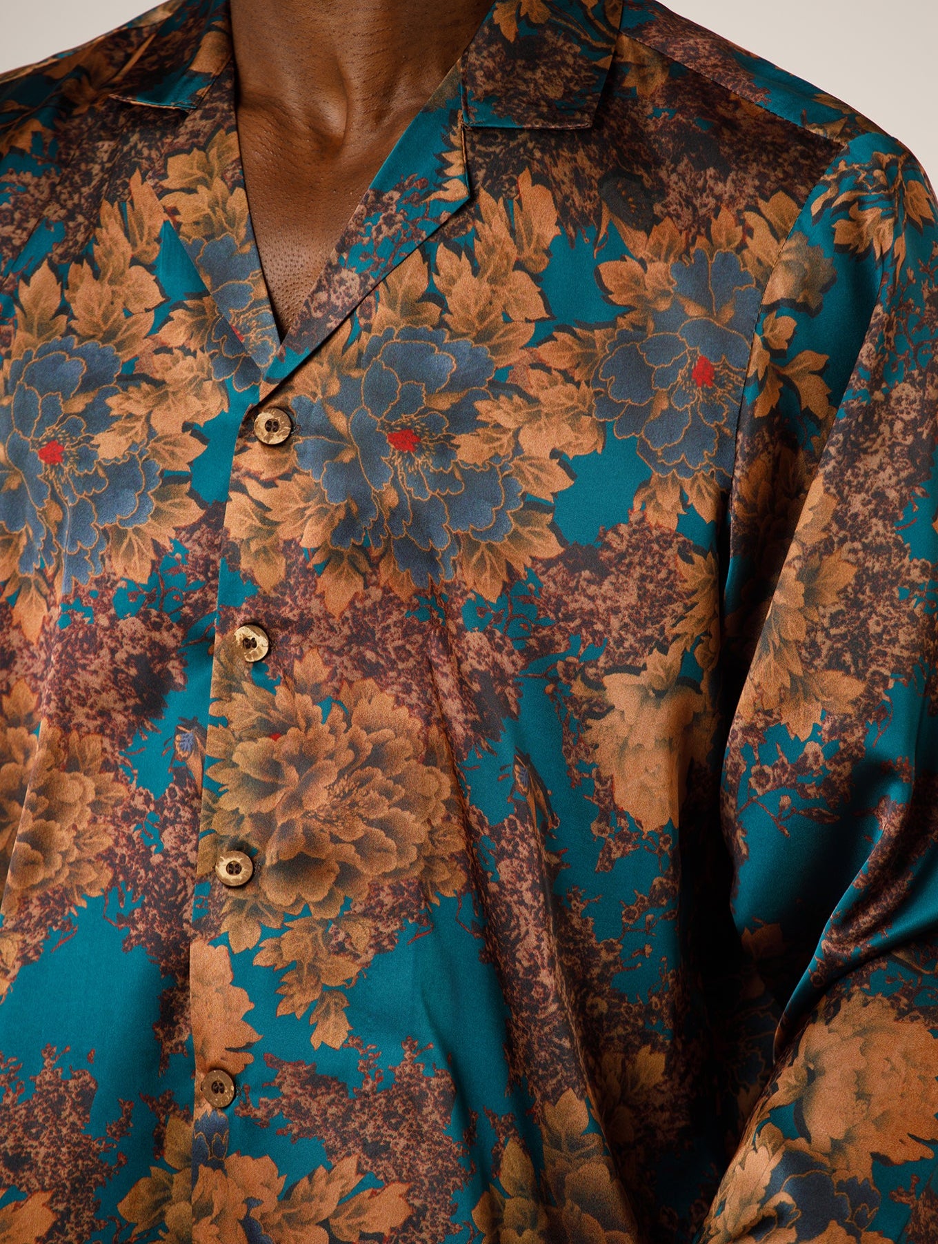 Ara Silk Set in Brown/ Green
