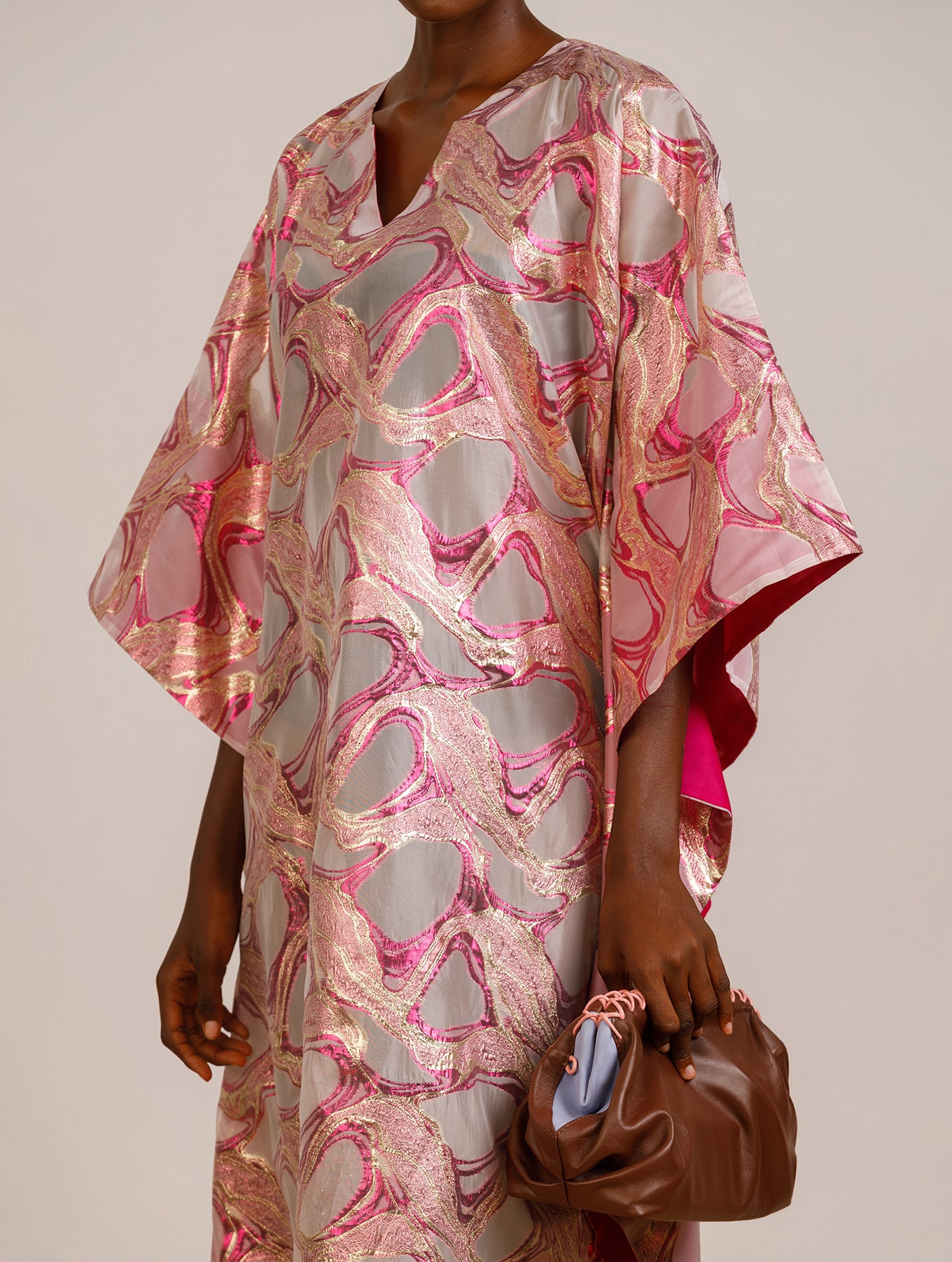 Jacquard Metallic Kaftan in Pink