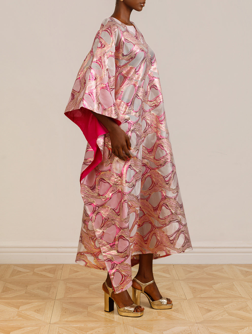 Jacquard Metallic Kaftan in Pink