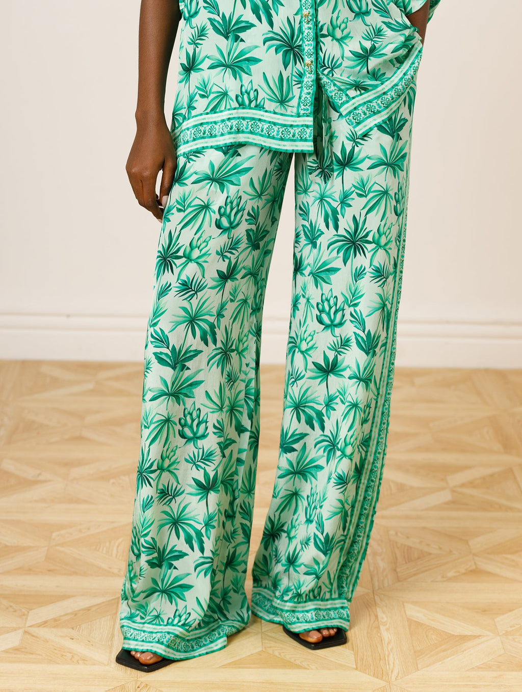 Rae Pants in Sage