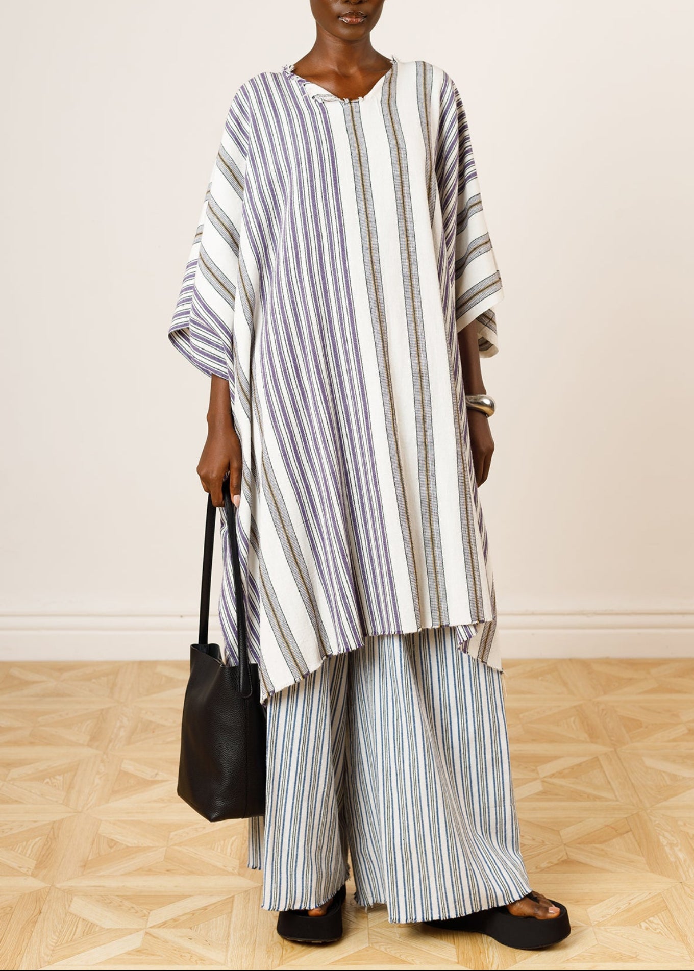 Kanvo Smock Top