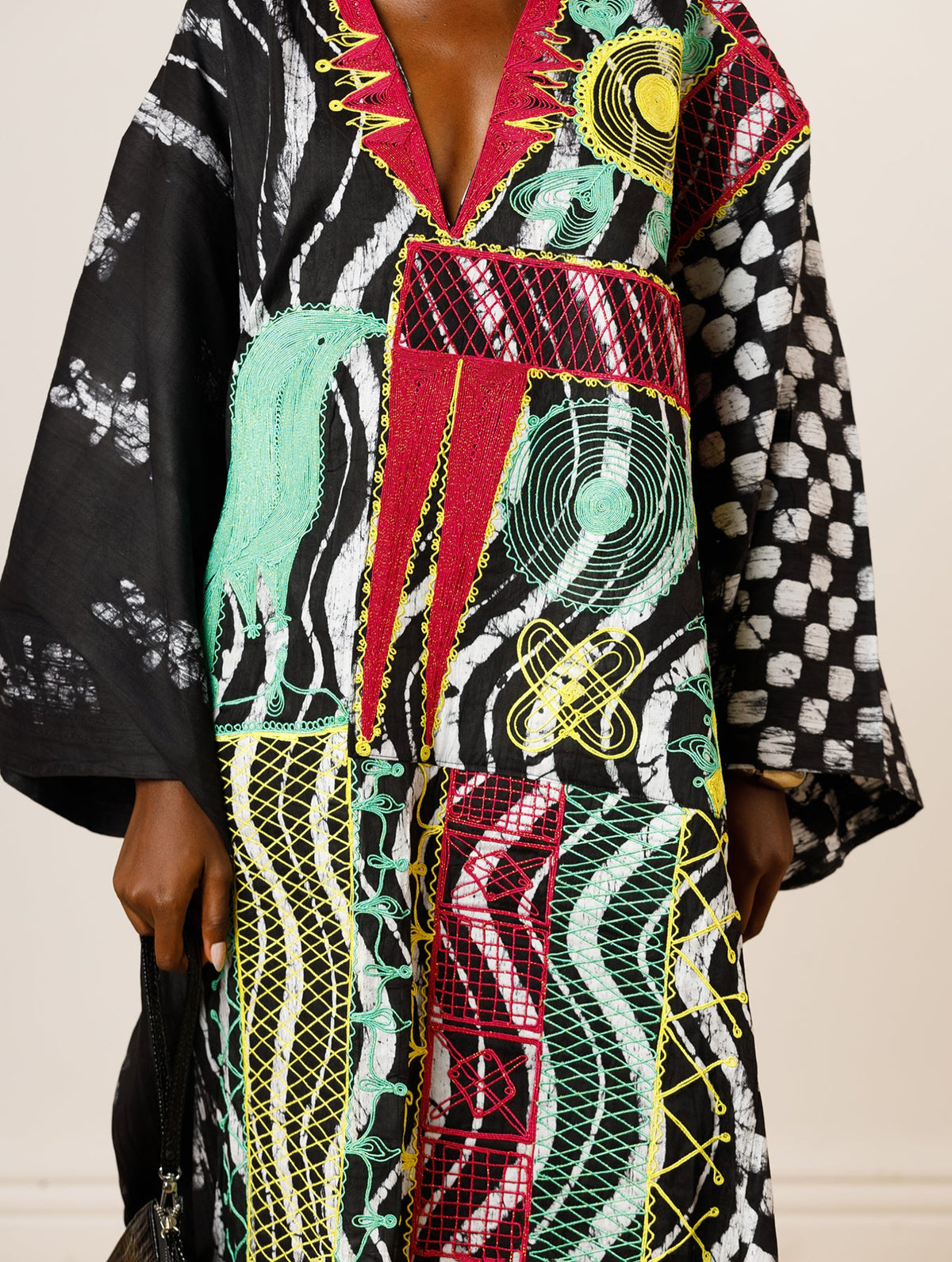 Dye Lab x L’Artisane Black & White Embroidered Agbada