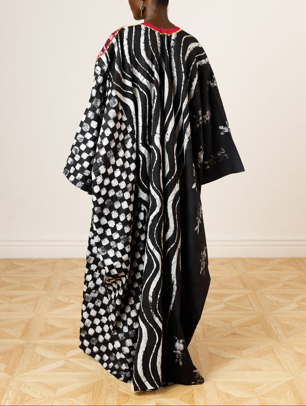 Dye Lab x L’Artisane Black & White Embroidered Agbada