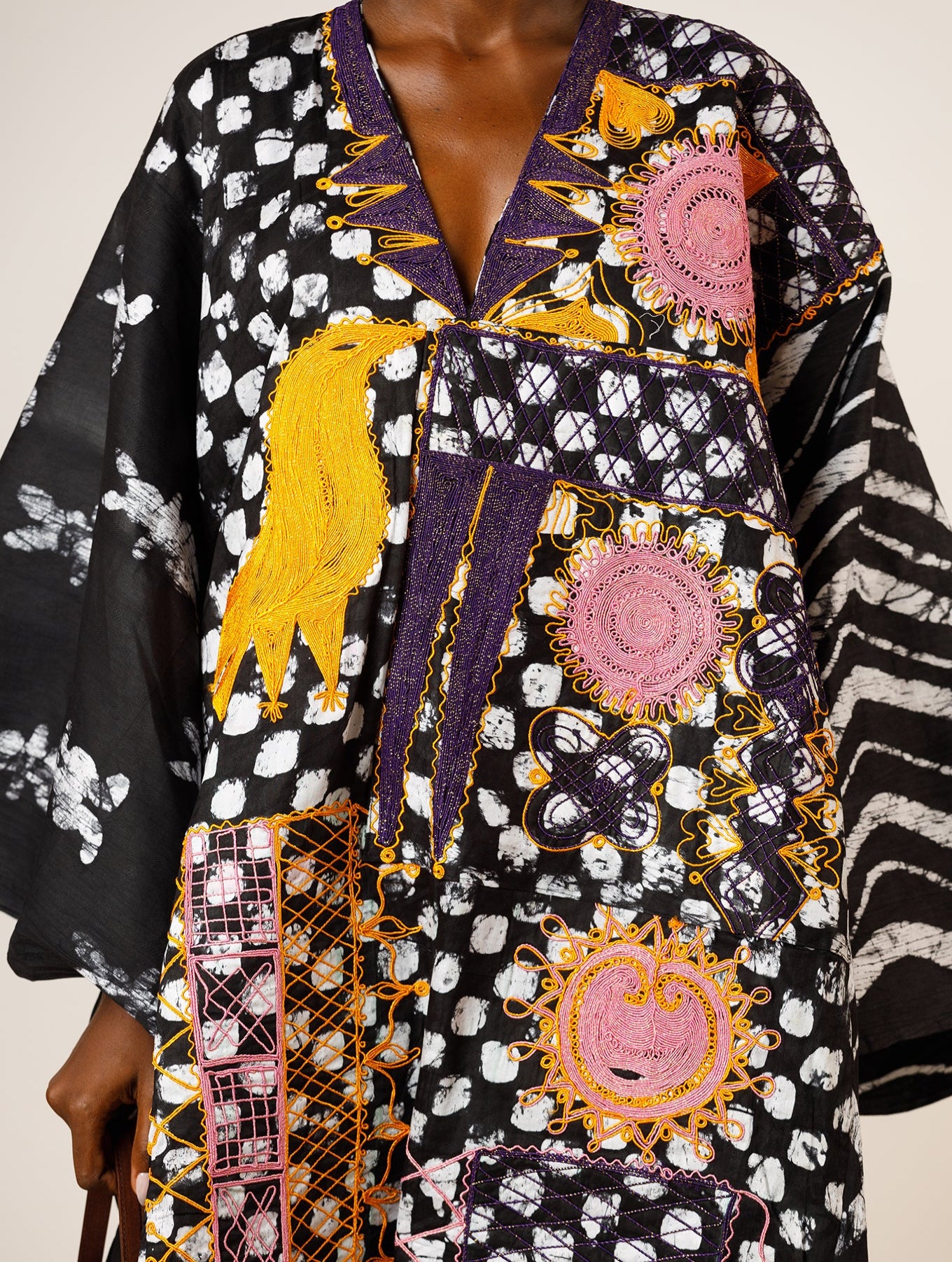 Dye Lab x L’Artisane Black & White Embroidered Agbada