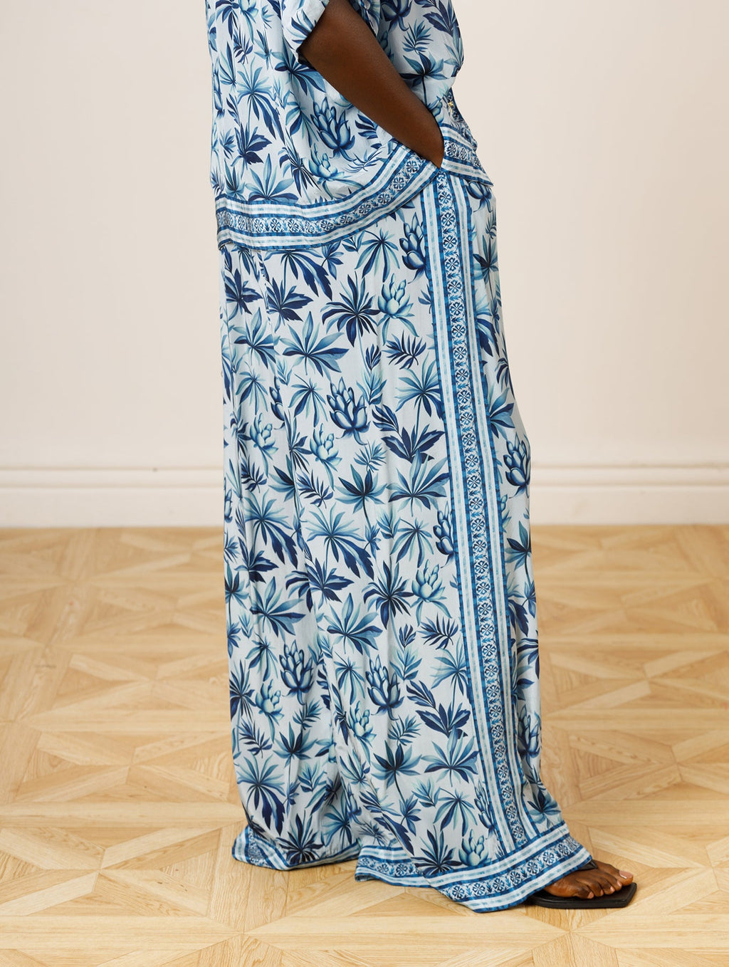 Rae Pants in Sky Blue