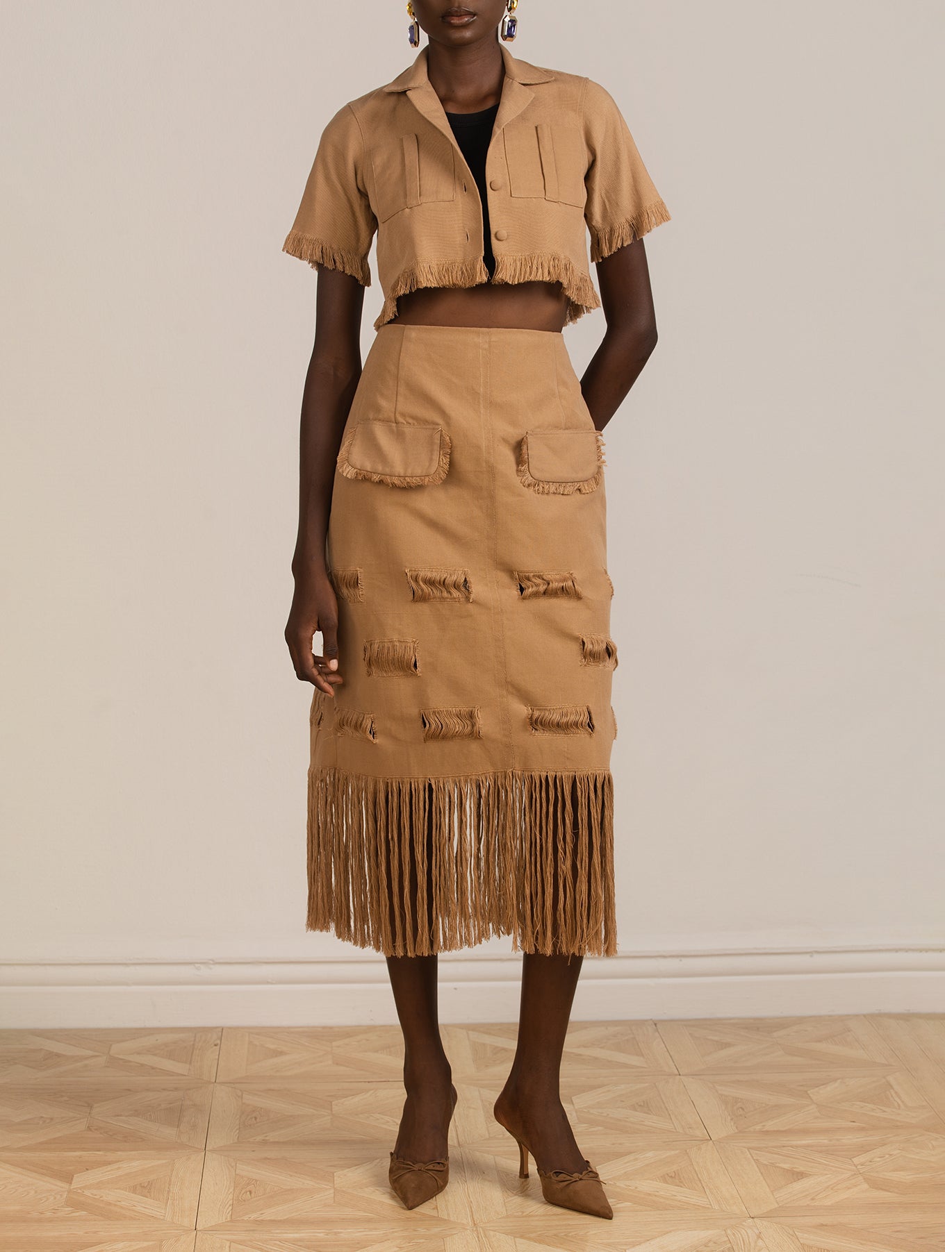 Yomavu Cropped Shirt