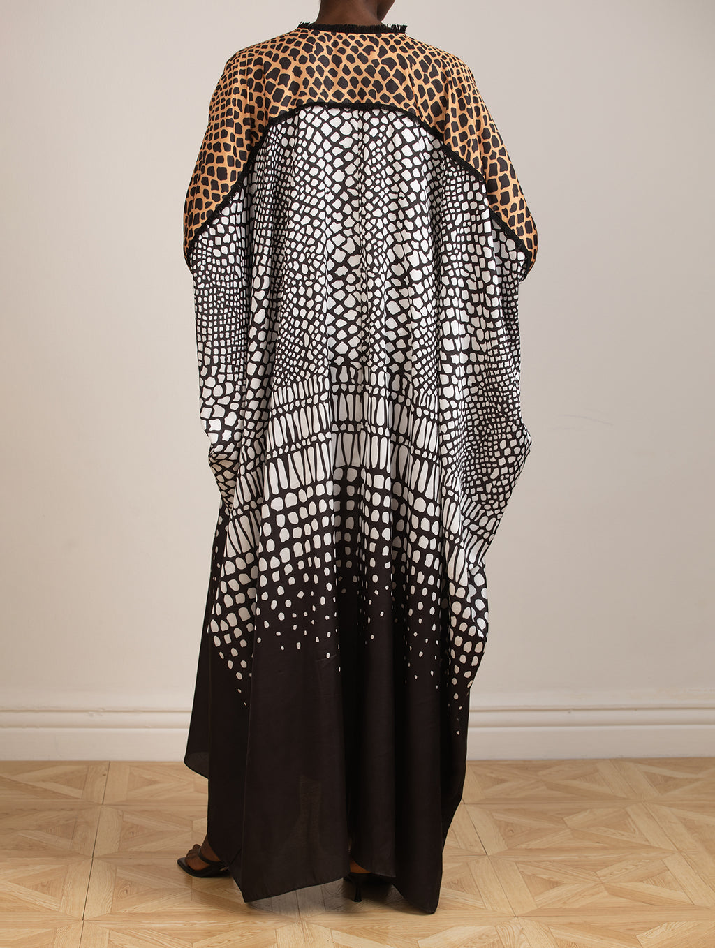 Printed Kaftan in Black and White