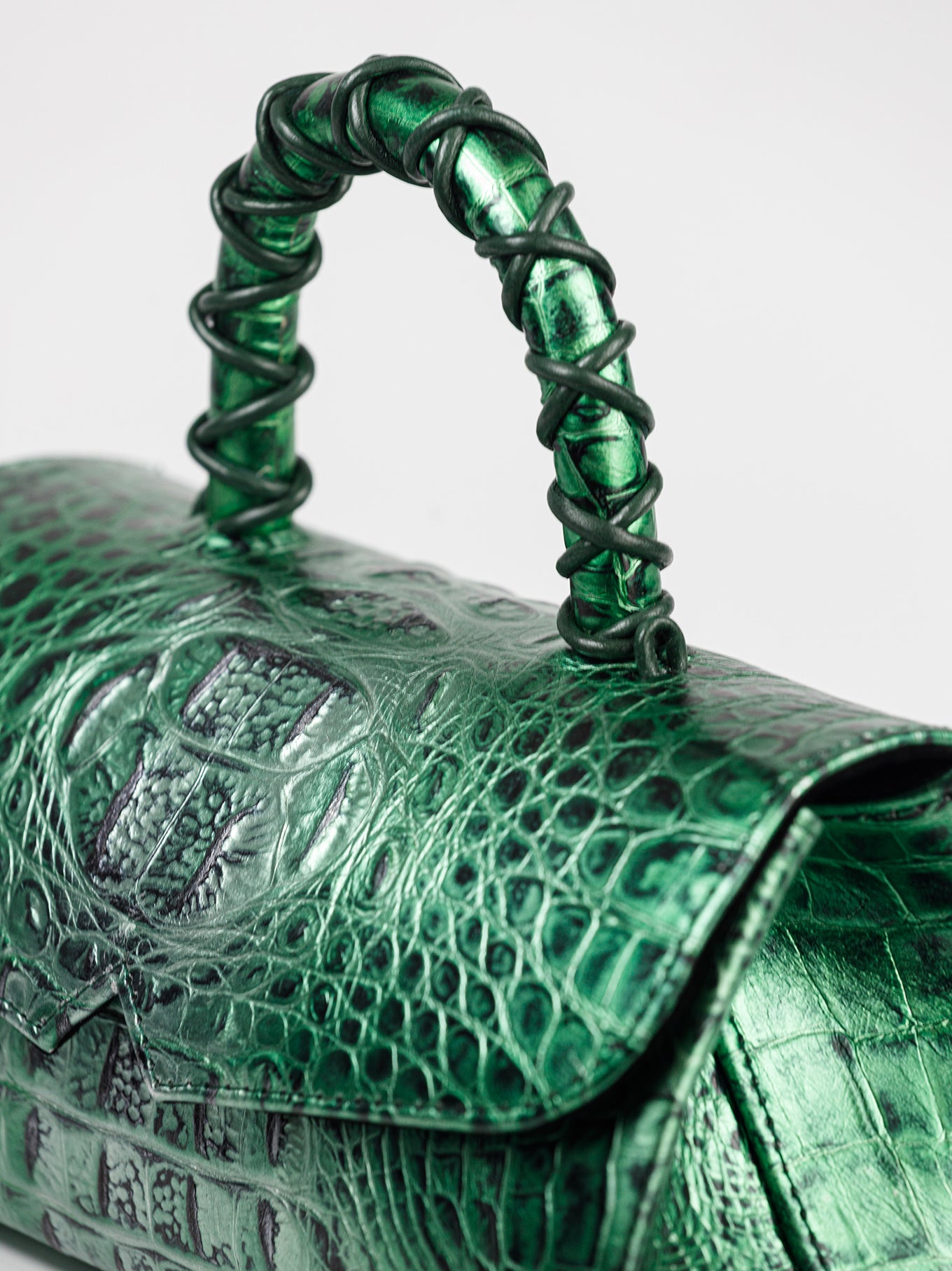 The Hero Classic Bag