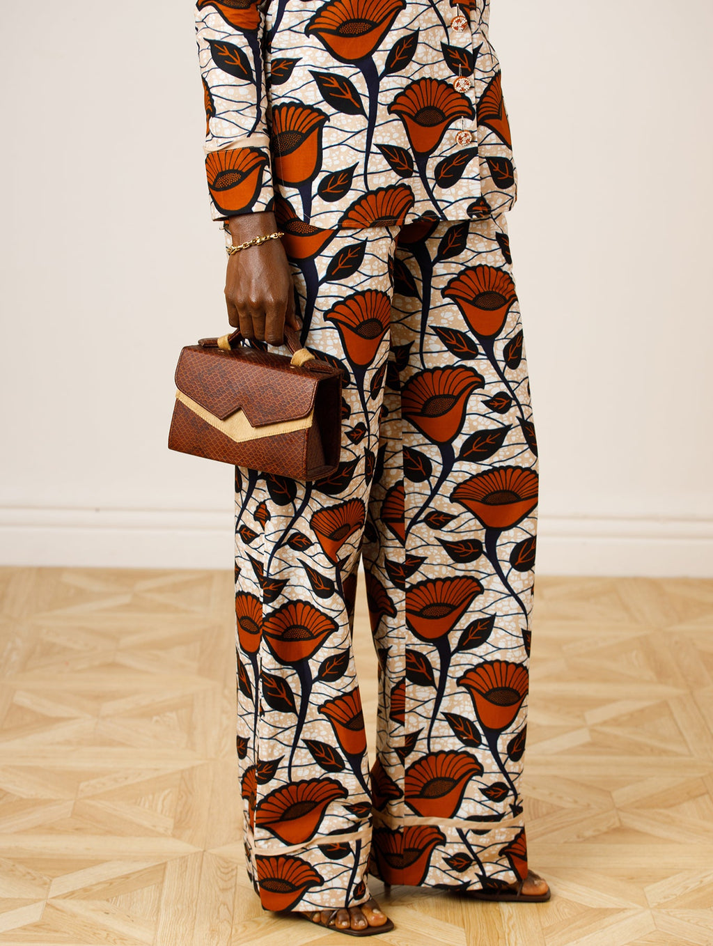 Long Sleeved Pajamas Set