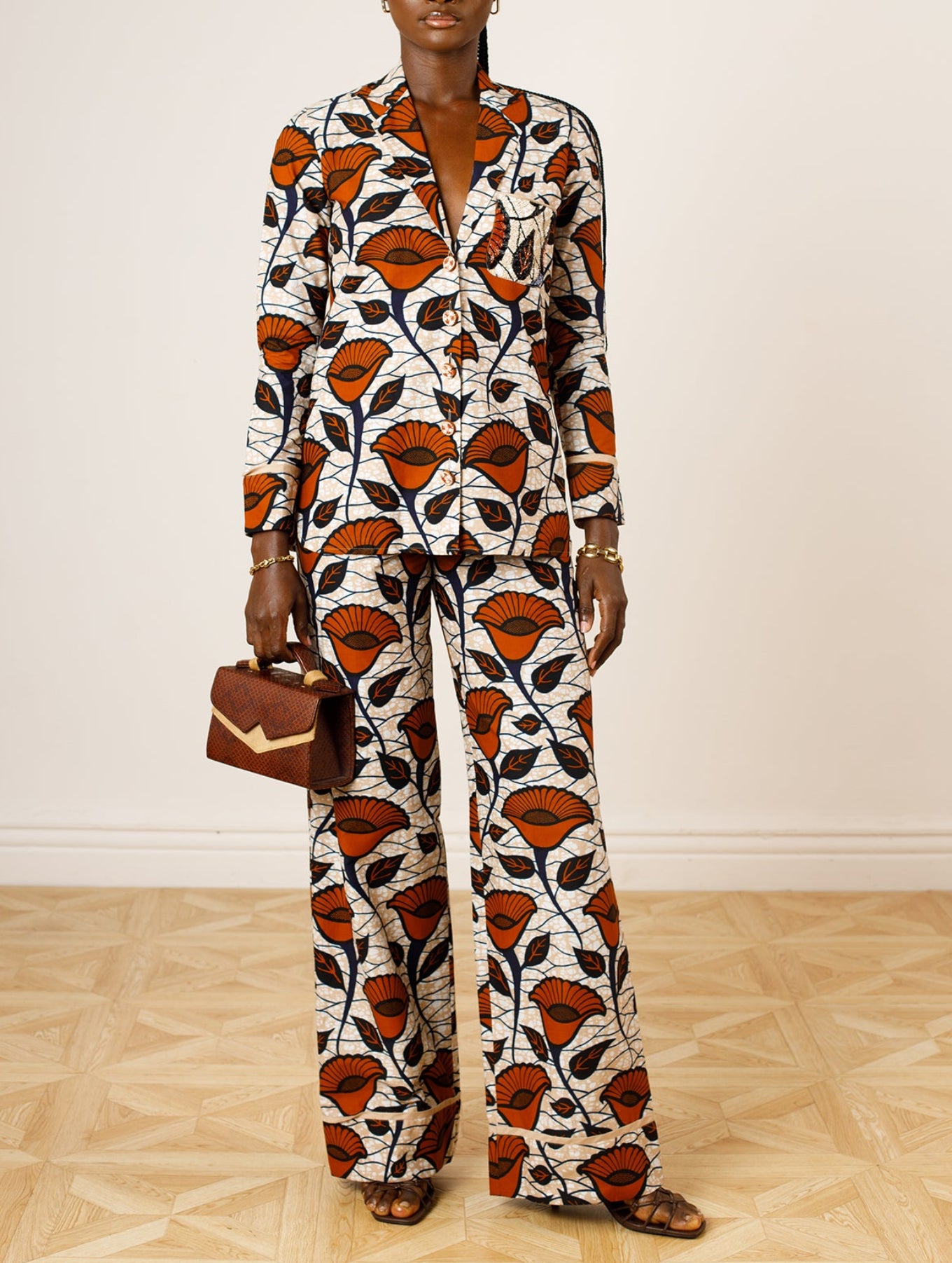 Long Sleeved Pajamas Set